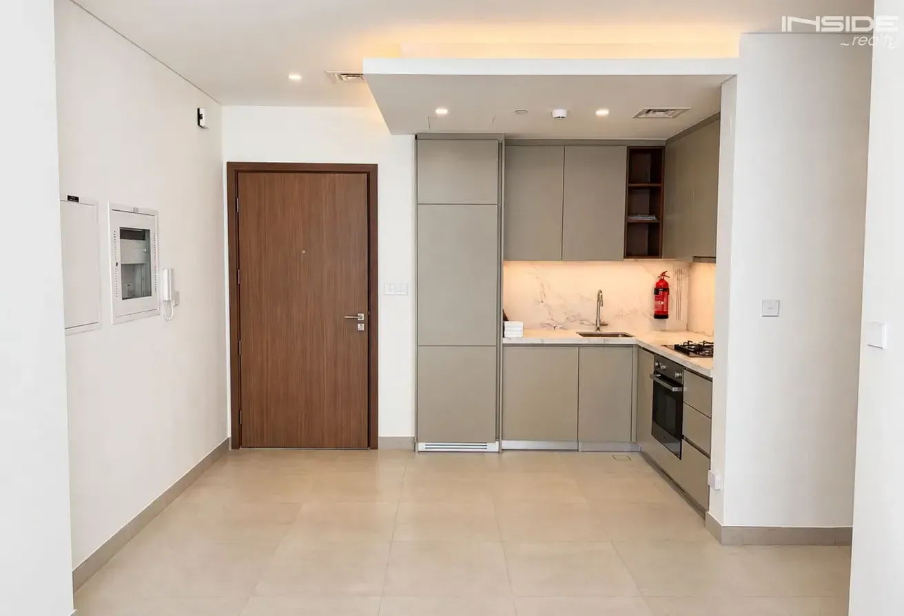 Nova Tower: interior bedroom, photo 3 of 12