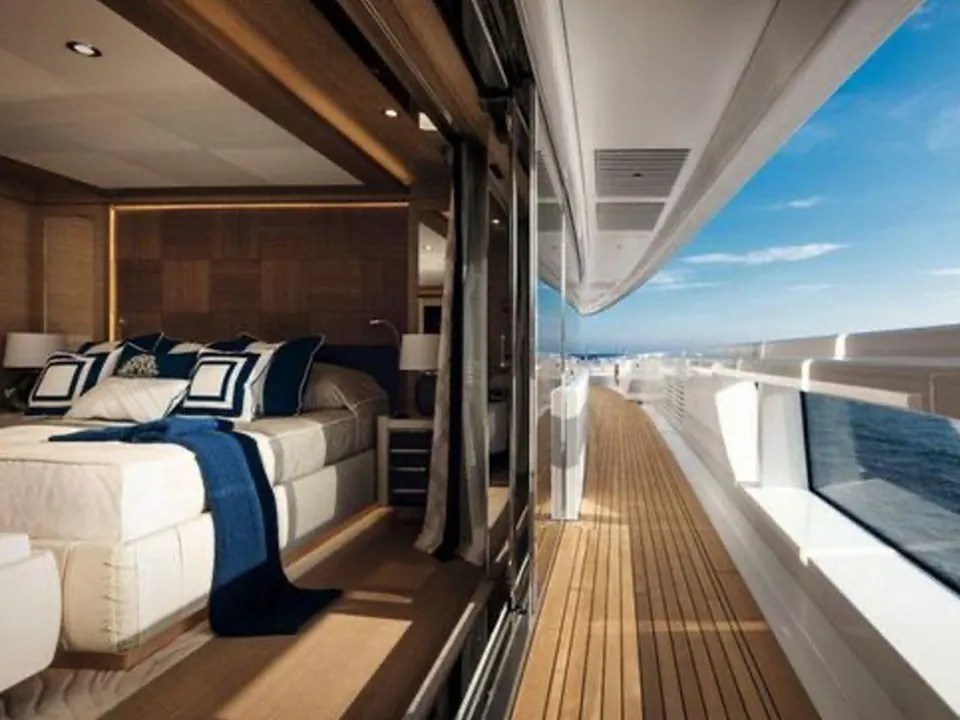 Harbour Lights de GRISOGONO Geneve: interior bedroom, photo 7 of 12
