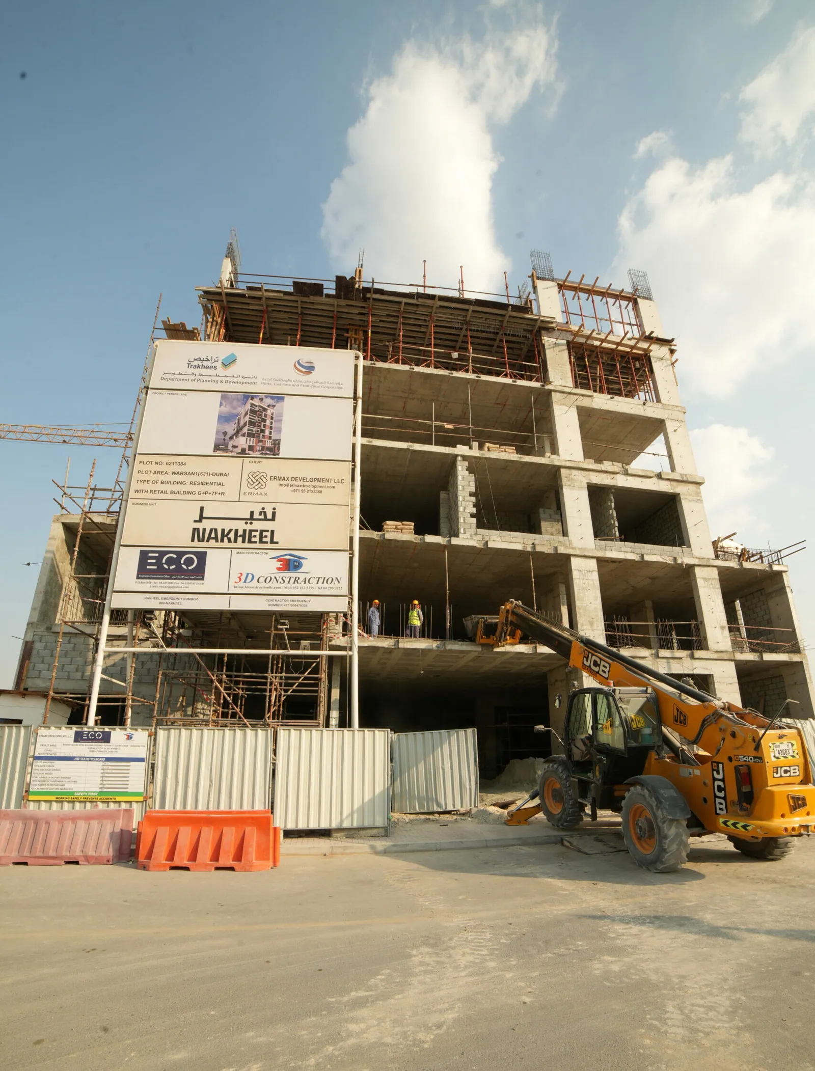 Lusin Residences: interior living, photo 8 of 12