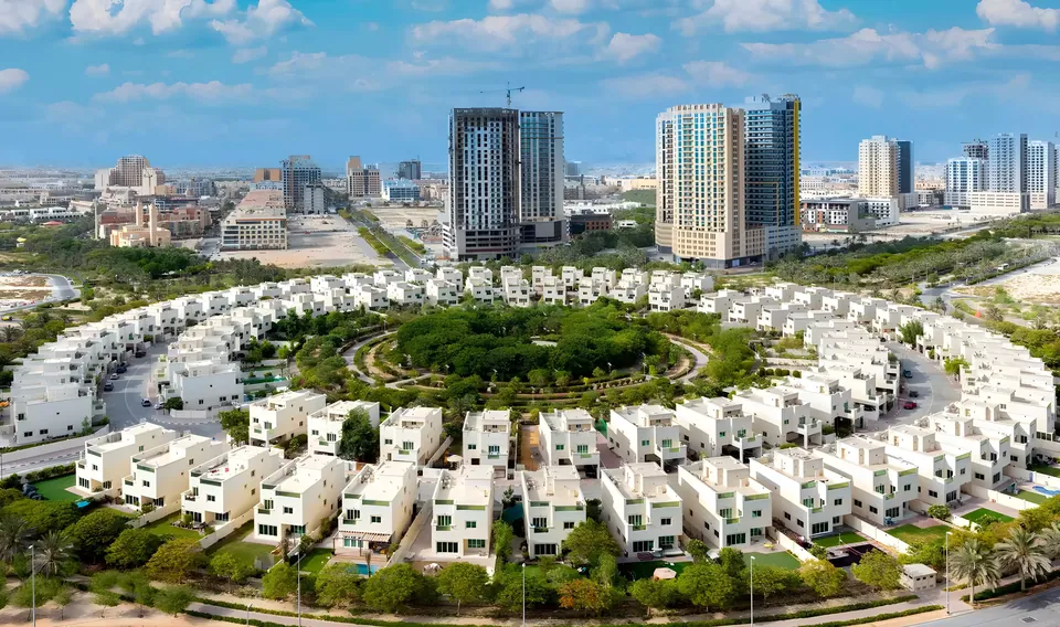 J Haus Residences, JVC