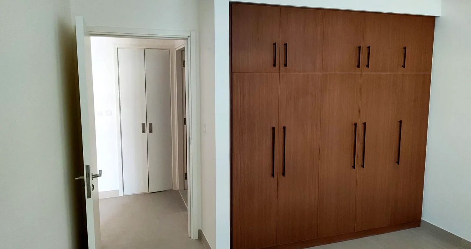 Ora: interior living, photo 7 of 12