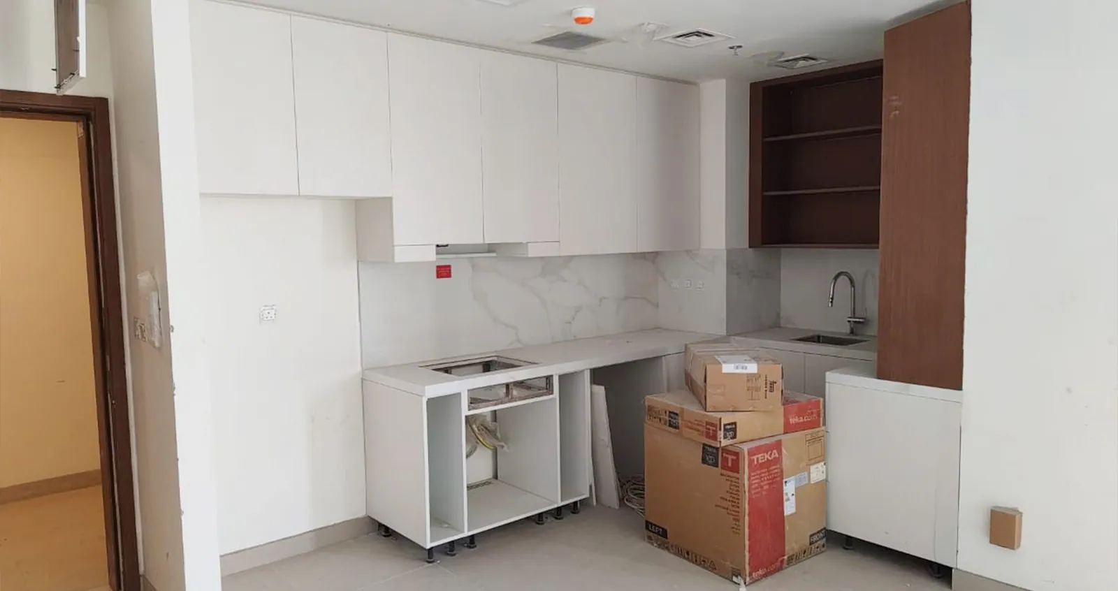 Ora: interior living, photo 8 of 12