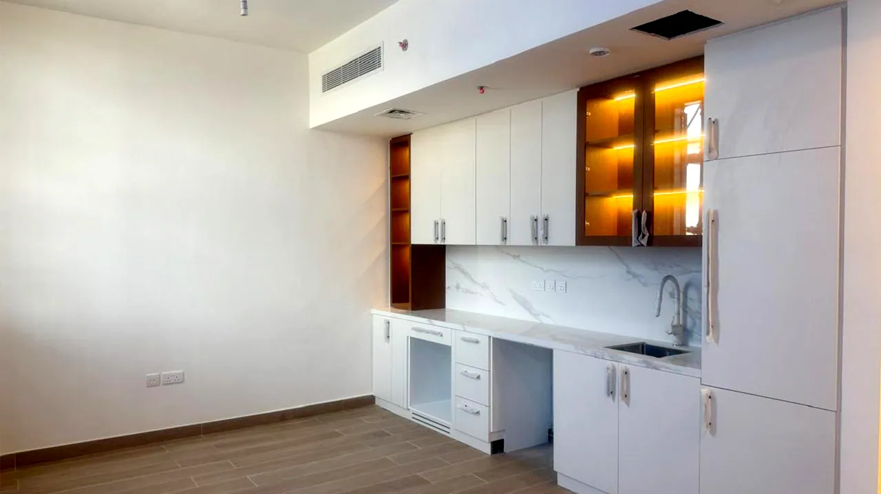 Symphony on the Park: interior living, photo 7 of 12