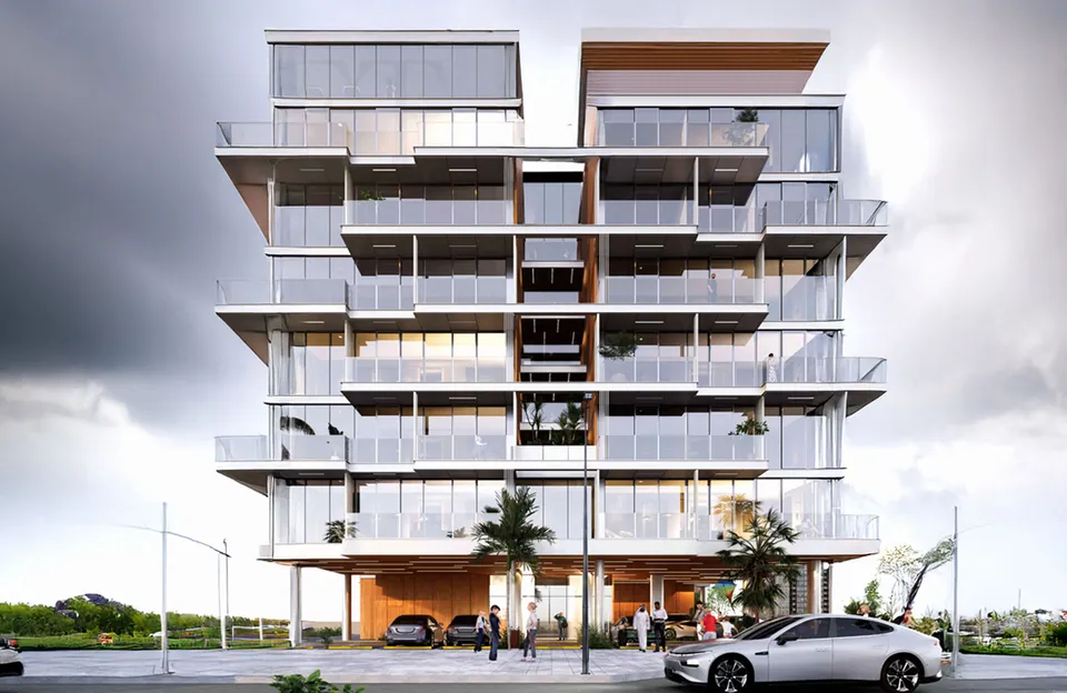 RR Grand: exterior, photo 3 of 5