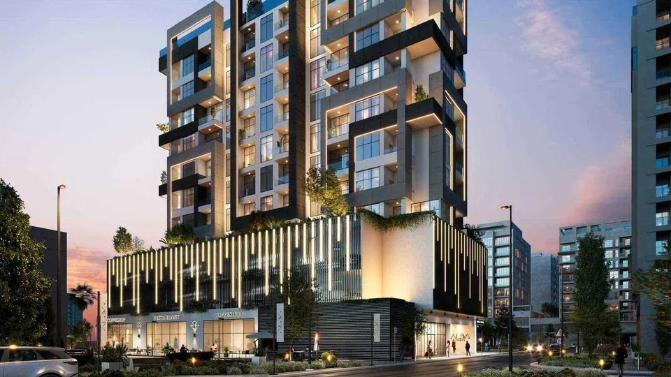 Alba Tower: exterior, photo 2 of 12