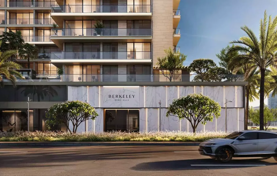 The Berkeley: exterior, photo 3 of 9